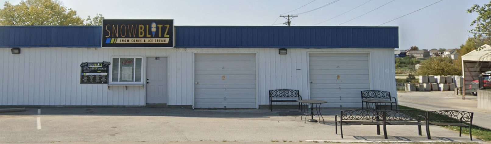 Snow Blitz storefront in Pleasant Hill, MO